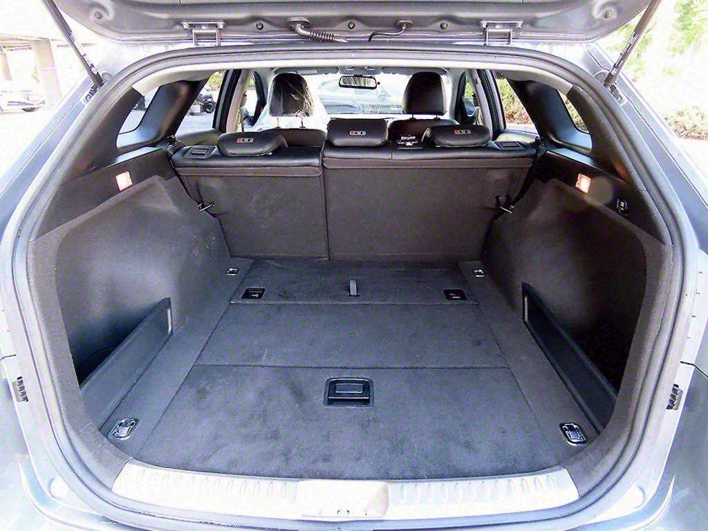 HYUNDAI i40 2018 Gris - Importación desde Corea - HF Imports Iquique - Foto 18