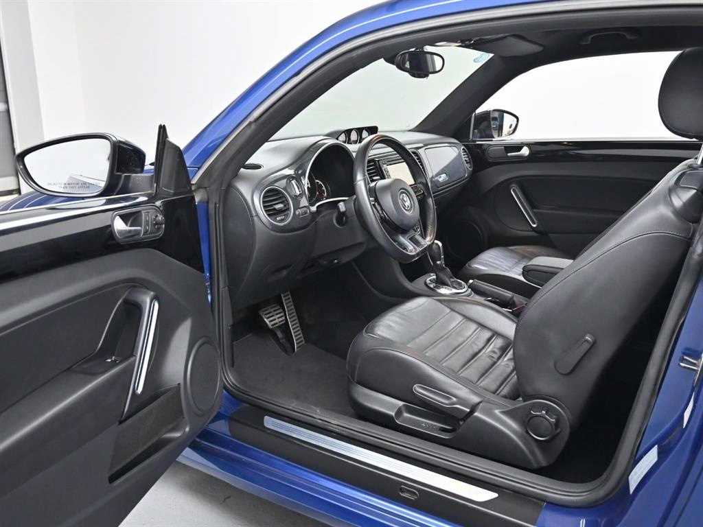 Volkswagen Beetle - Vista 11