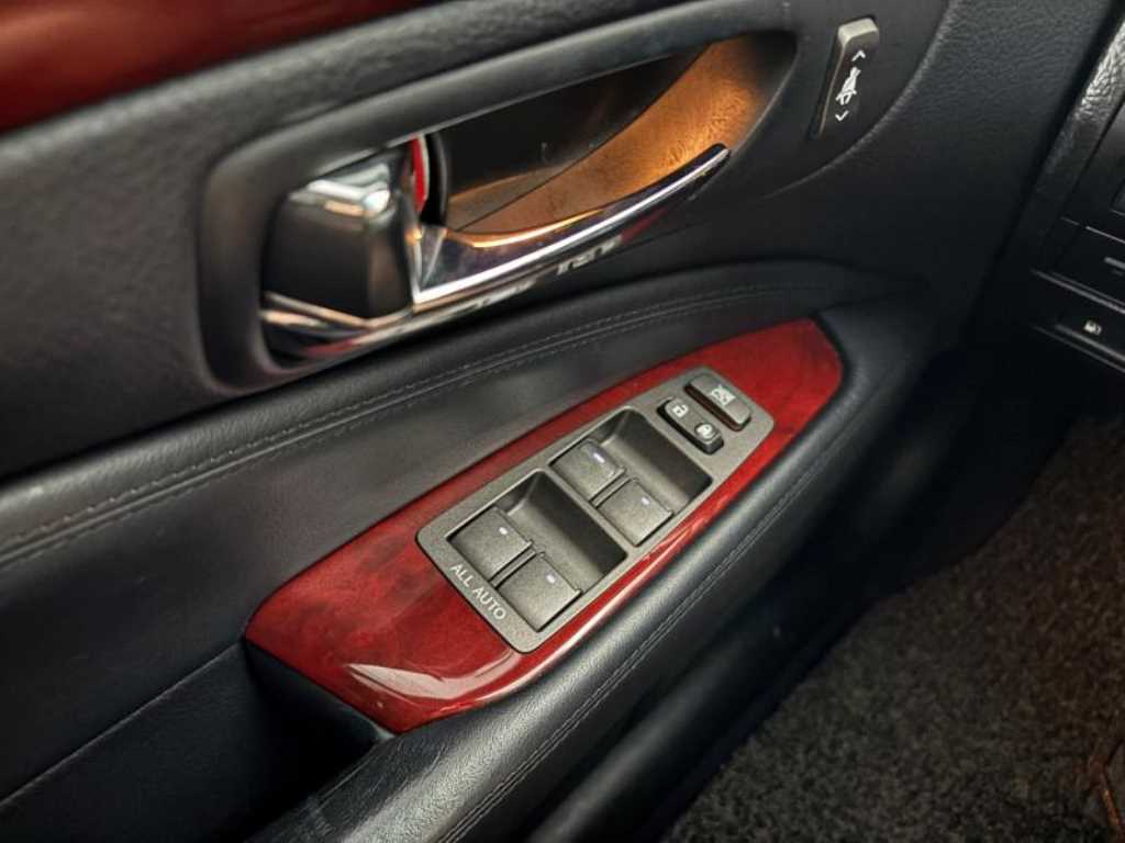 Lexus LS 2012 Plateado - Importación desde Corea - HF Imports Iquique - Foto 13