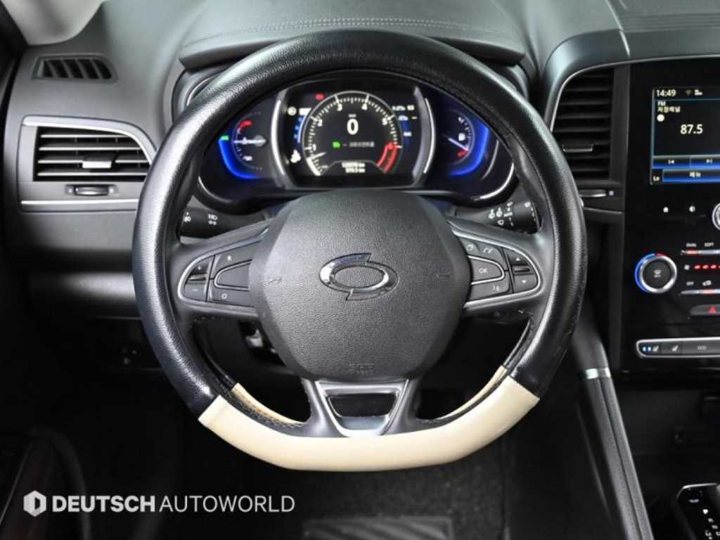 SAMSUNG QM6 - Vista 5