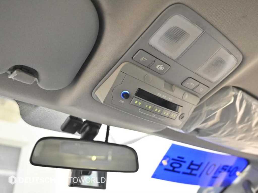 HYUNDAI Starex 2018 Amarillo - Importación desde Corea - HF Imports Iquique - Foto 19