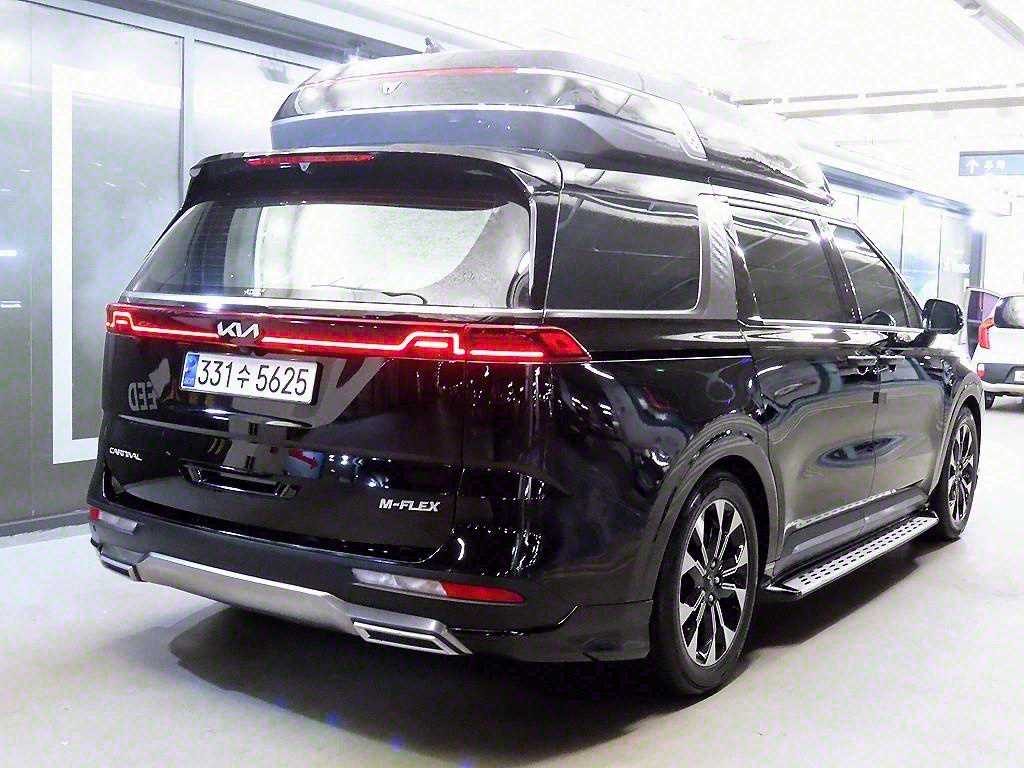 KIA Carnival - Vista 4