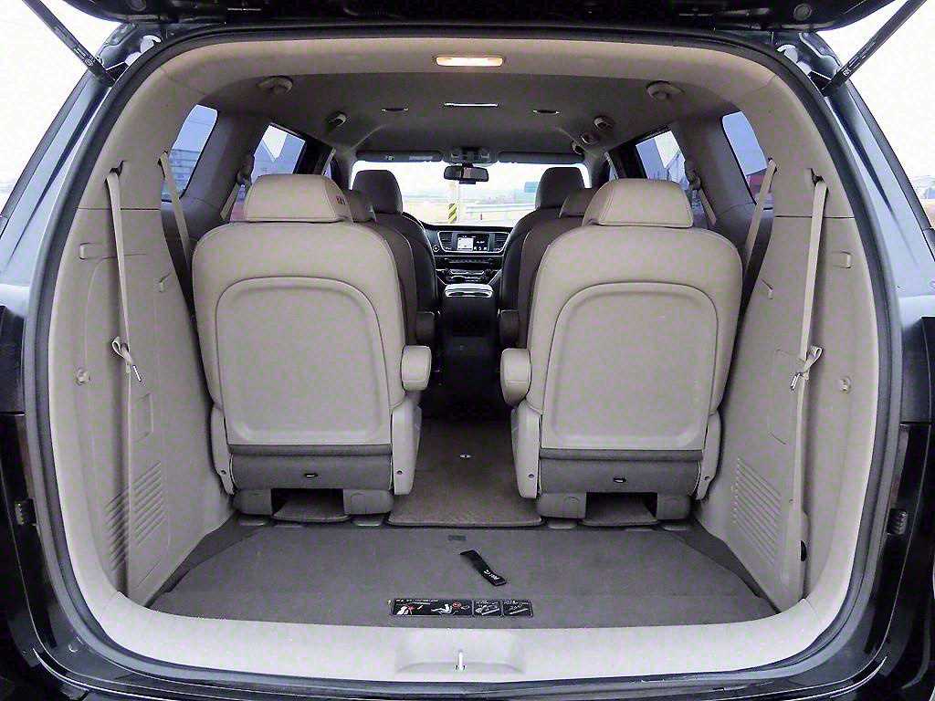 KIA Carnival 2019 Negro - Importación desde Corea - HF Imports Iquique - Foto 15