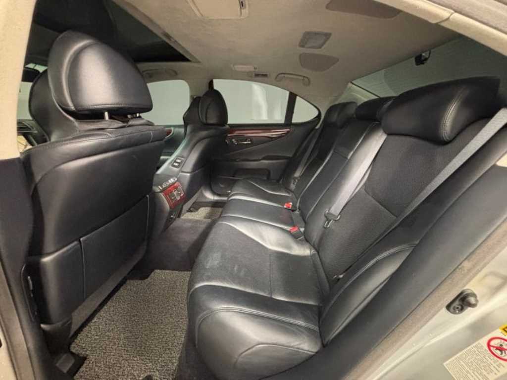 Lexus LS 2012 Plateado - Importación desde Corea - HF Imports Iquique - Foto 15