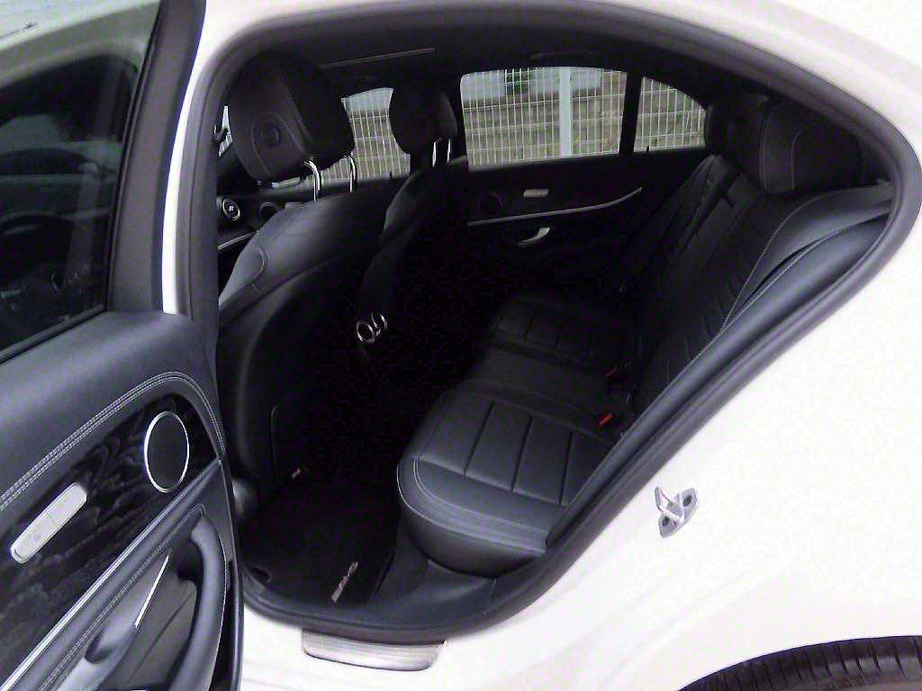 Mercedes Benz E class - Vista 6