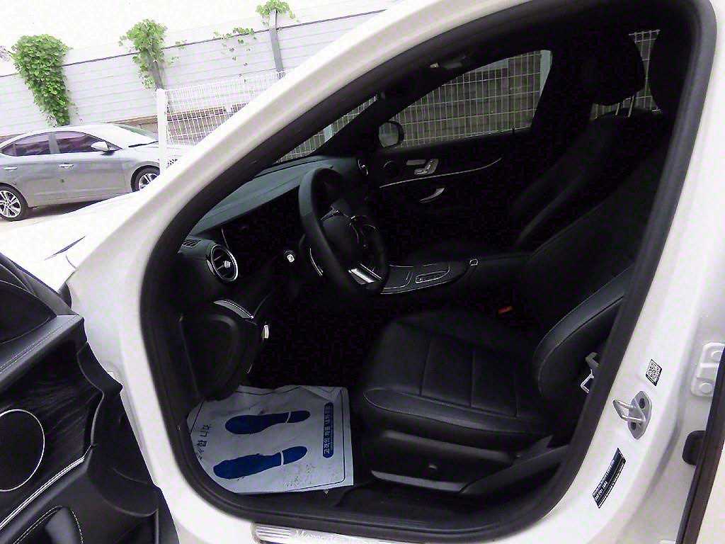 Mercedes Benz E class - Vista 5