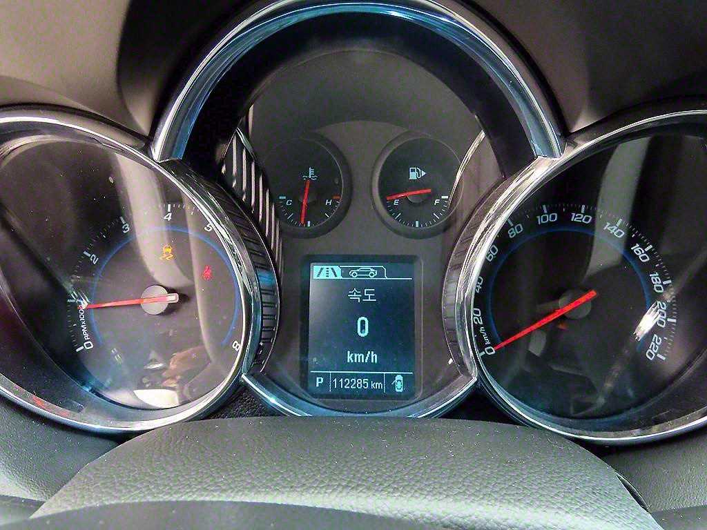 Chevrolet Cruise - Vista 9