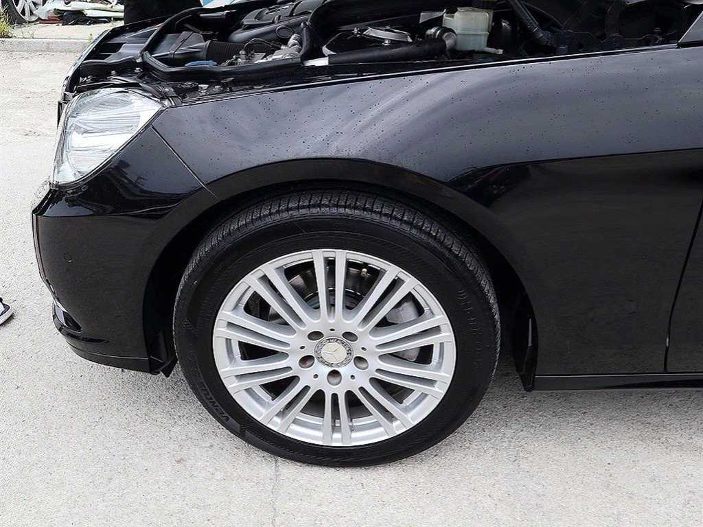 Mercedes Benz E class 2011 Negro - Importación desde Corea - HF Imports Iquique - Foto 18