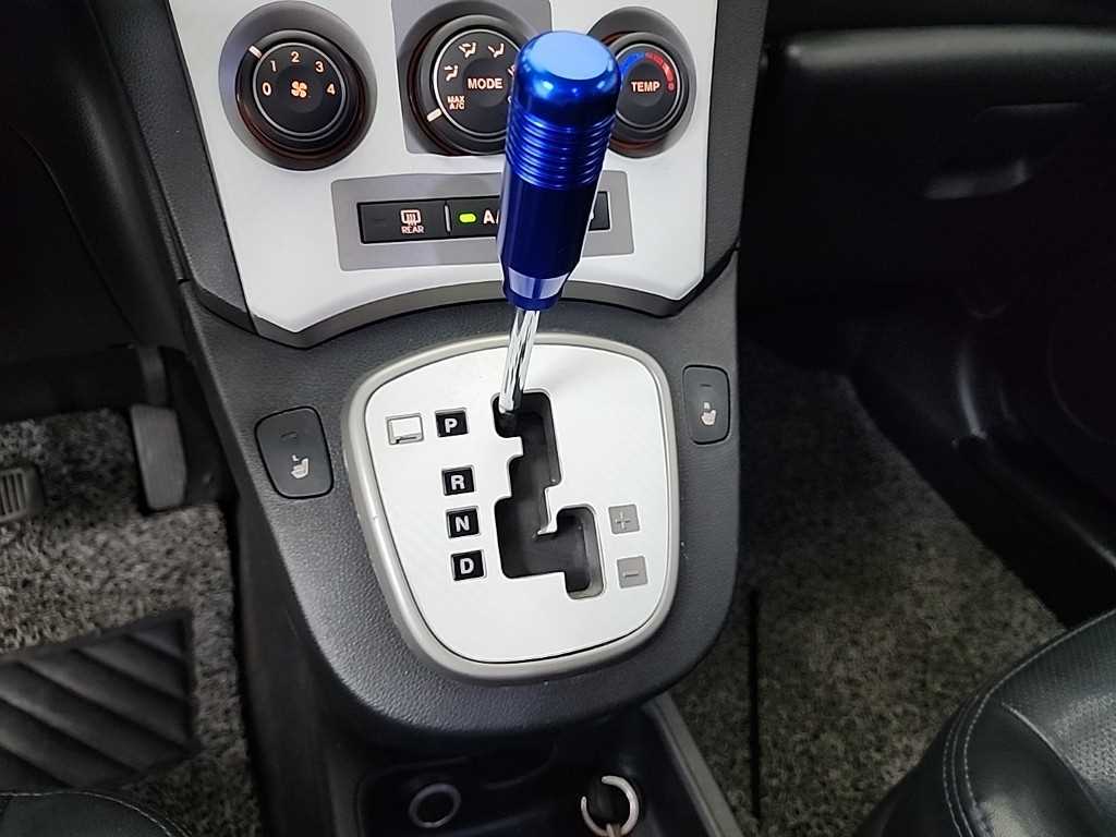 KIA Carens - Vista 8