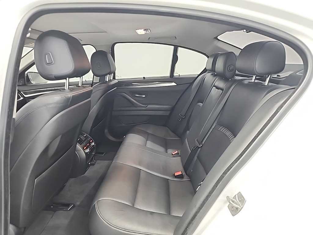 BMW 5 Series - Vista 12