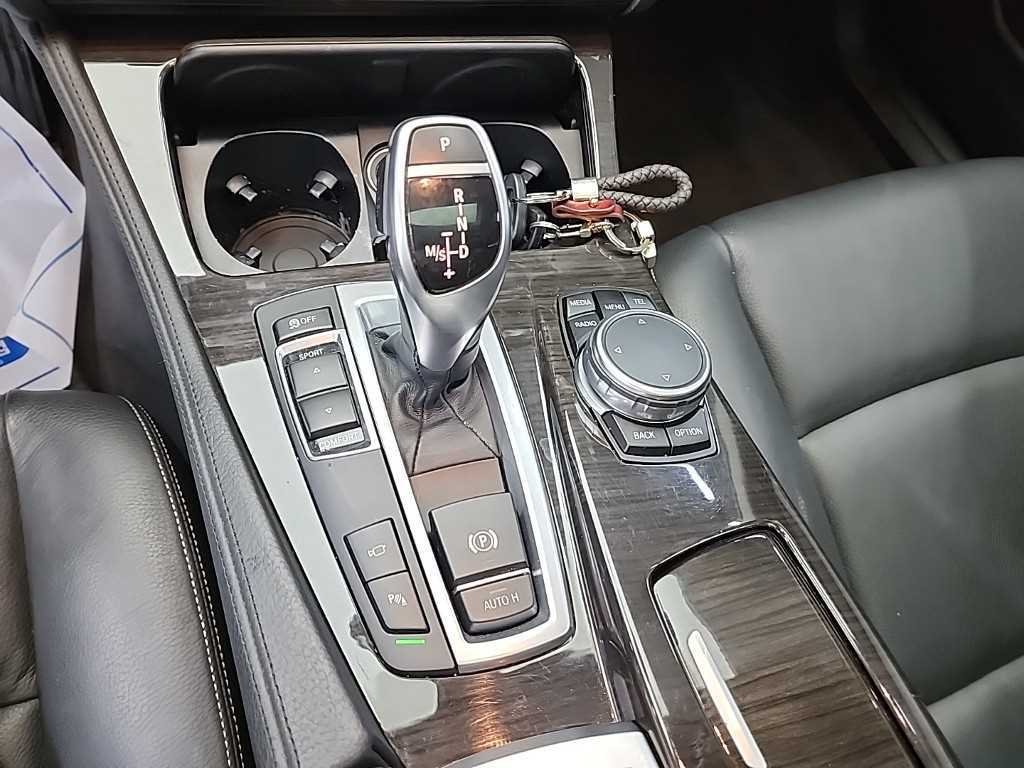 BMW 5 Series - Vista 8