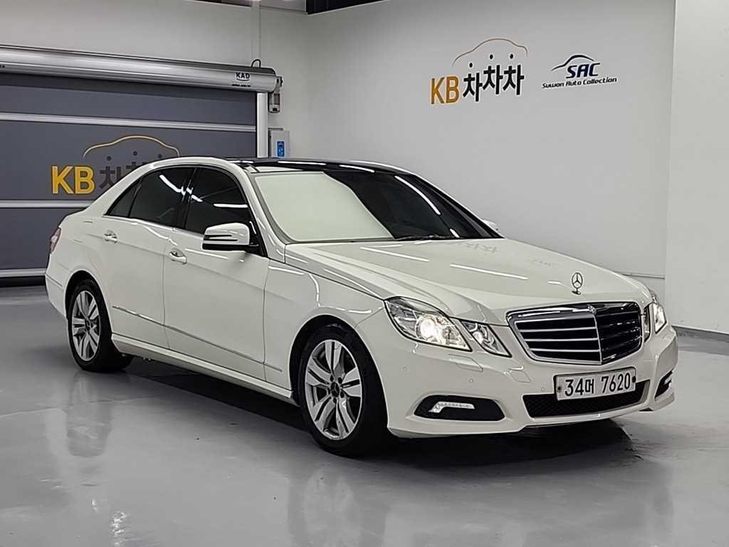 Mercedes Benz E class - Vista 4