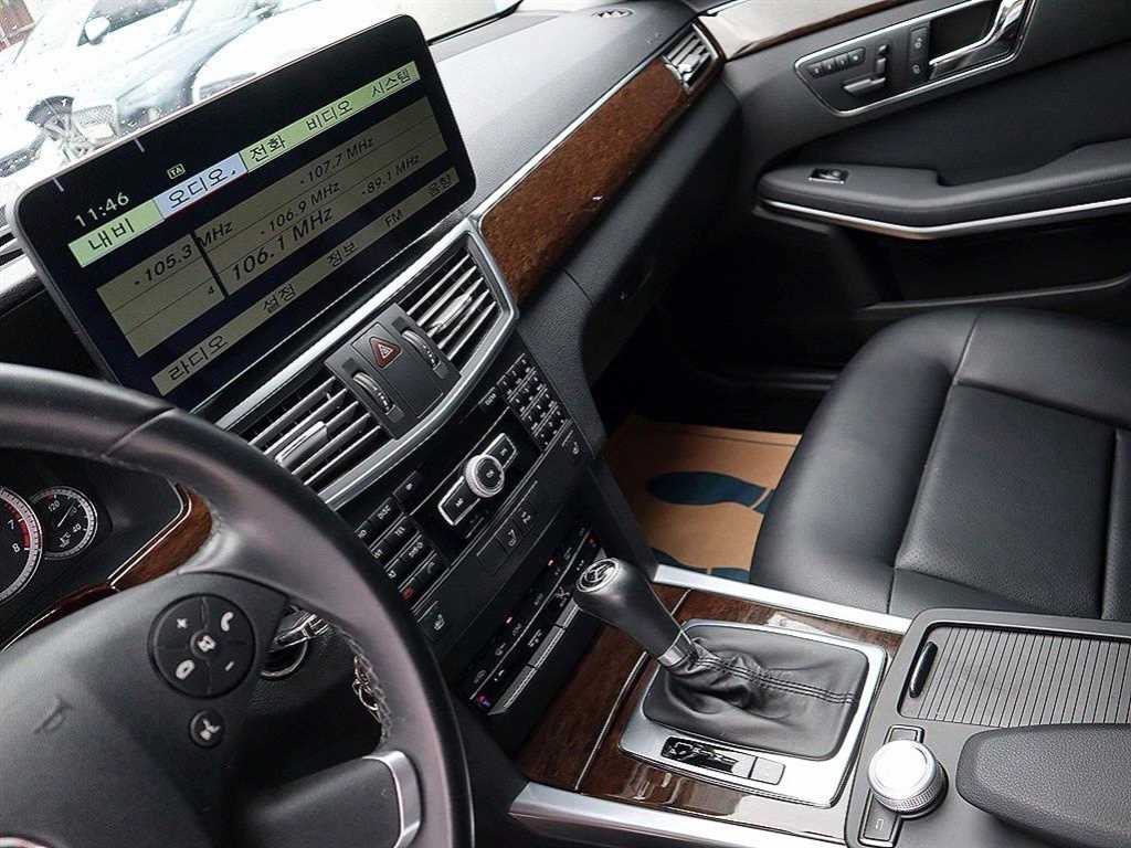 Mercedes Benz E class 2011 Negro - Importación desde Corea - HF Imports Iquique - Foto 20