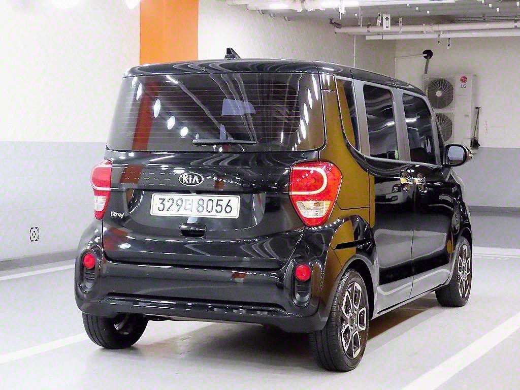 KIA Ray - Vista 4