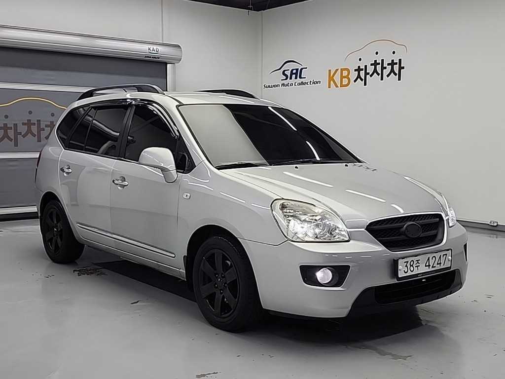 KIA Carens - Vista 4