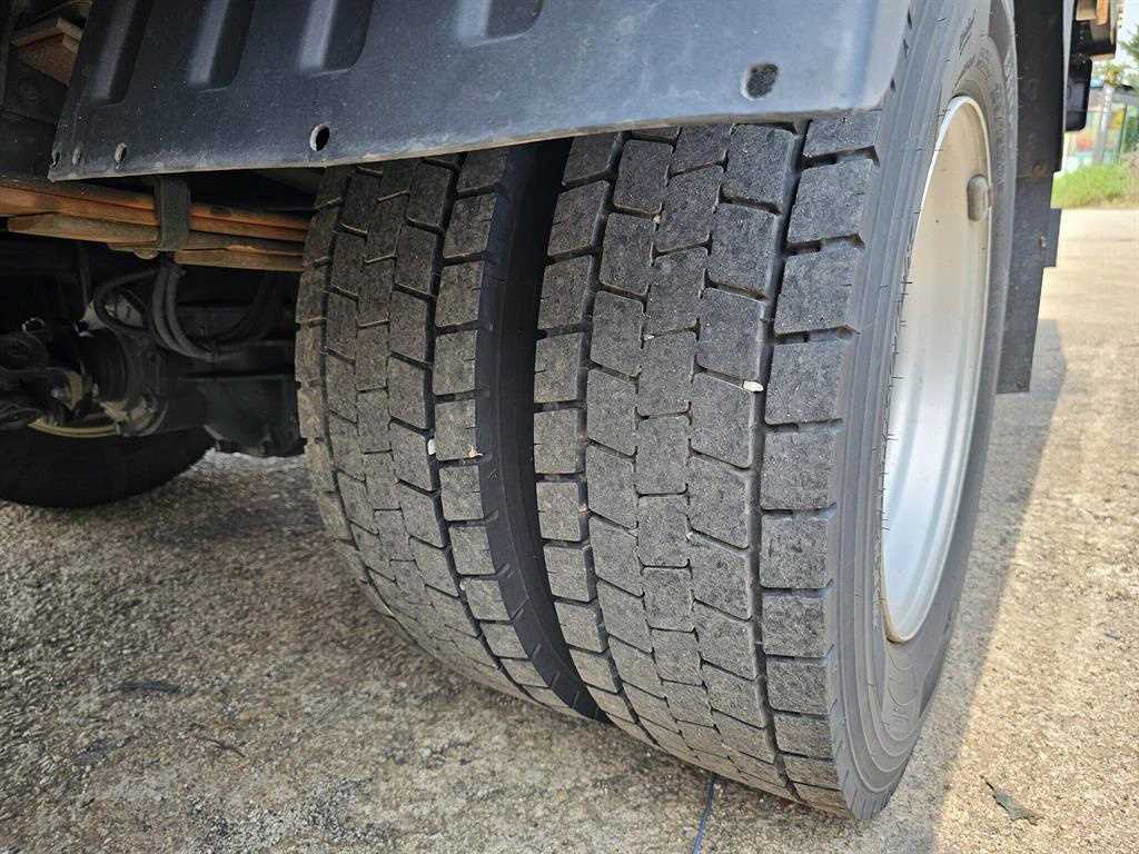 medium and large cargo truck 2021 Blanco - Importación desde Corea - HF Imports Iquique - Foto 19