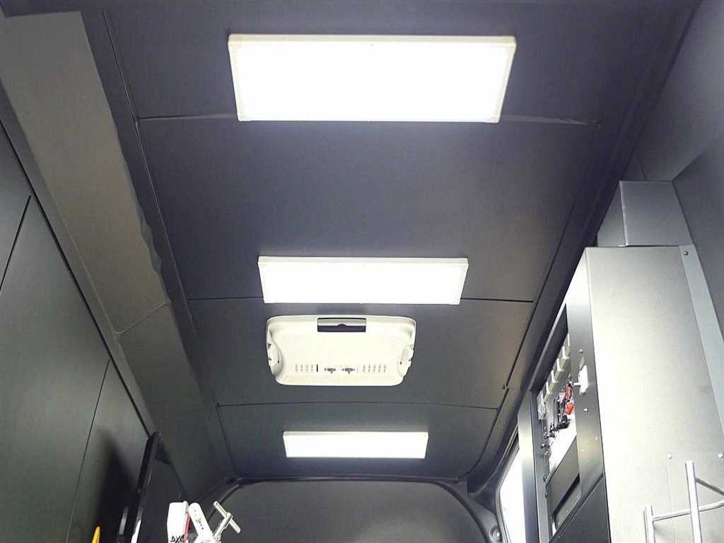 Mercedes Benz Sprinter 2019 Negro - Importación desde Corea - HF Imports Iquique - Foto 19