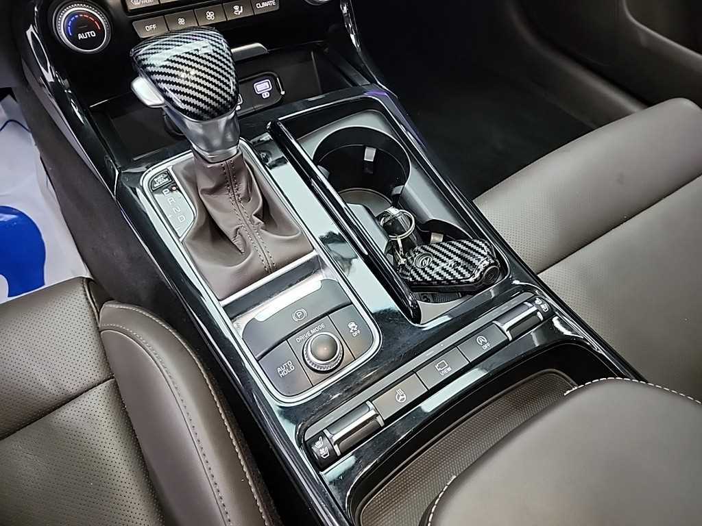 KIA Stinger - Vista 8