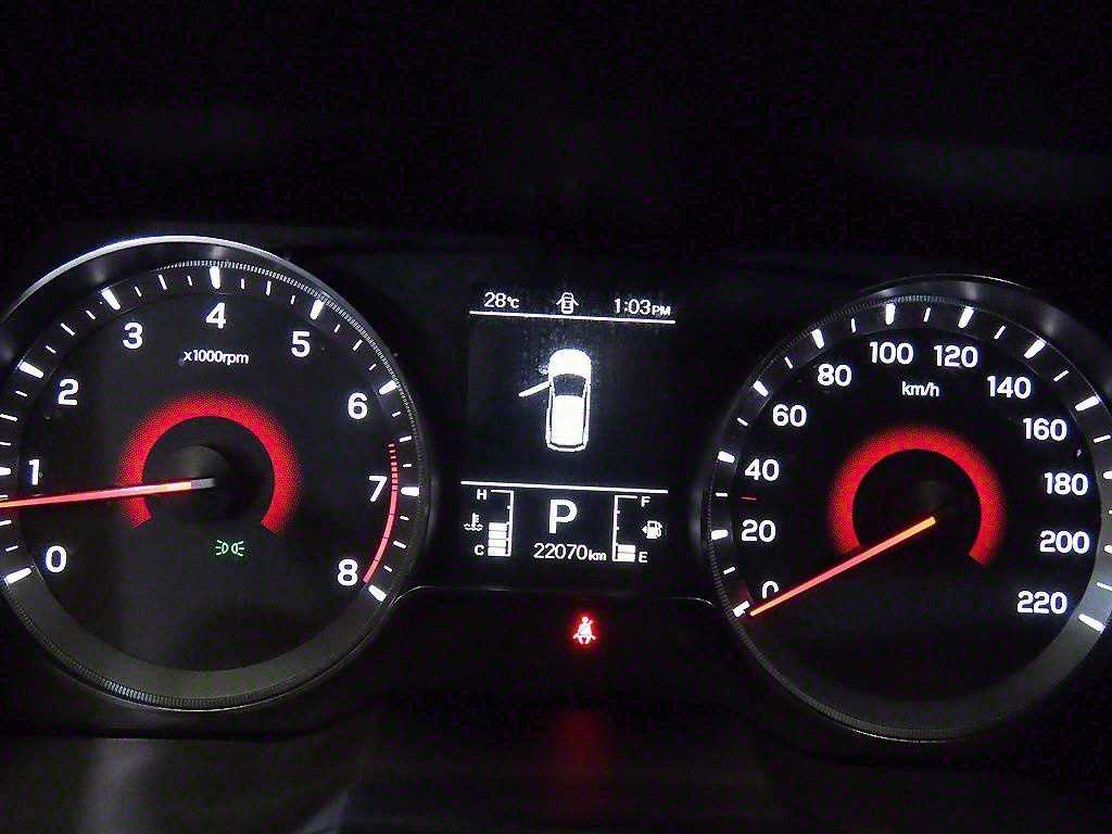 Ssangyong Tivoli - Vista 9