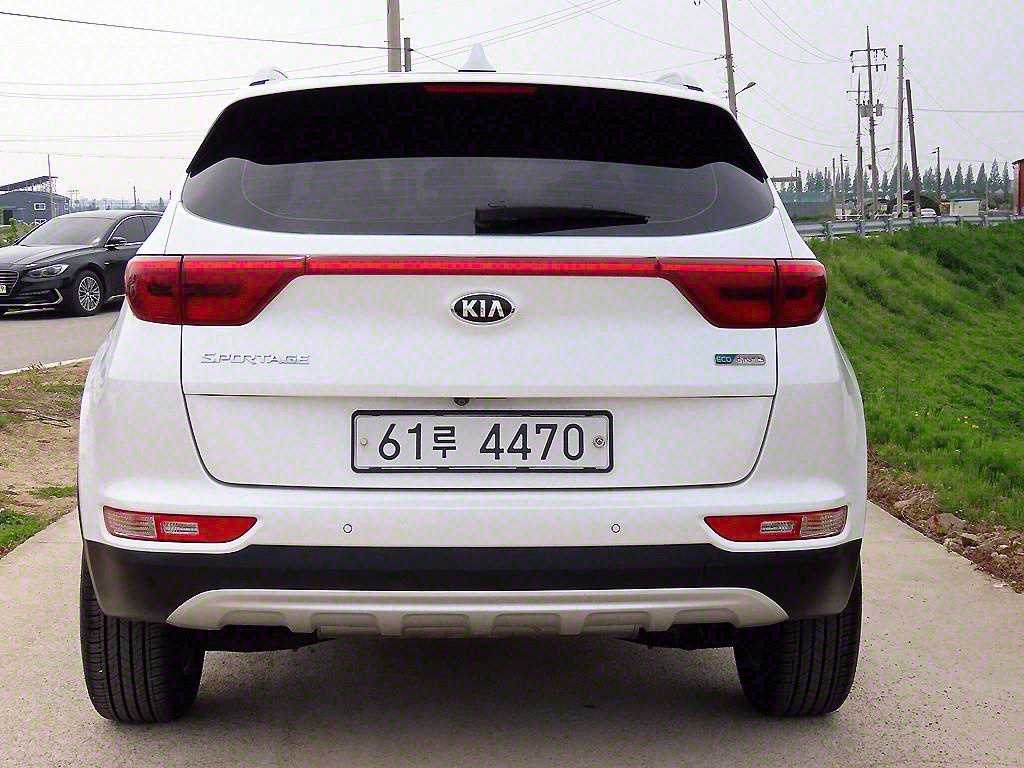 KIA Sportage - Vista 4