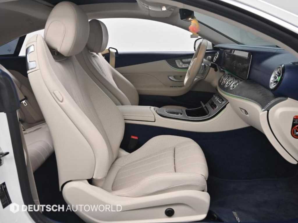 Mercedes Benz E class - Vista 10