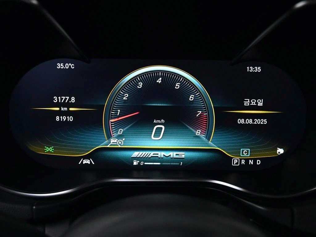 Mercedes Benz AMG GT - Vista 8