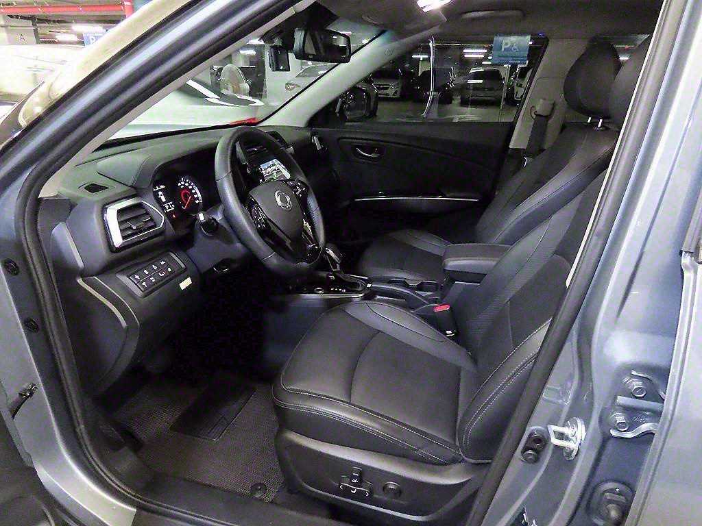 Ssangyong Tivoli - Vista 6