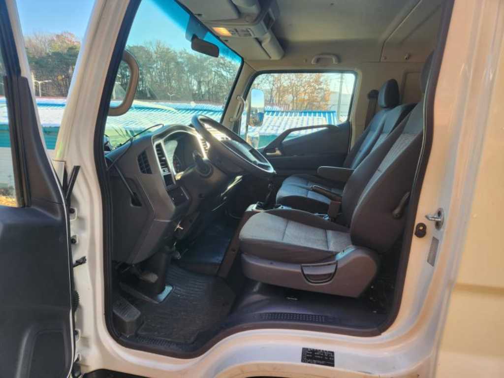 medium and large cargo apChoukJingae - Vista 11