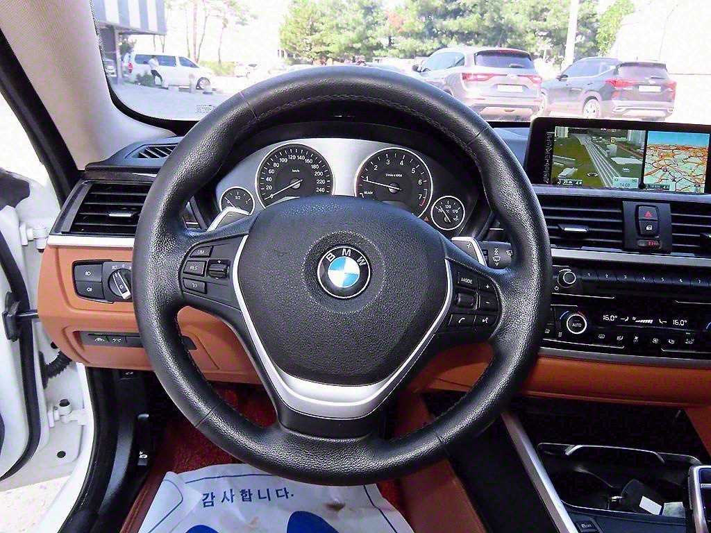 BMW 4 Series - Vista 8