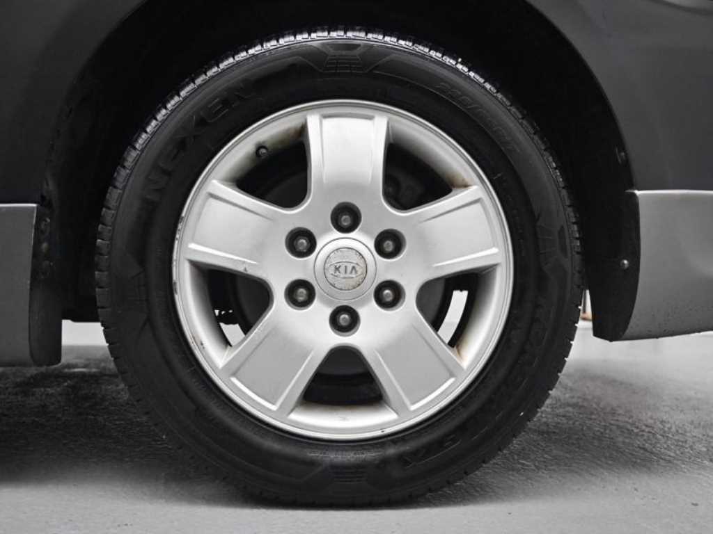 KIA Carnival 2010 Negro - Importación desde Corea - HF Imports Iquique - Foto 20