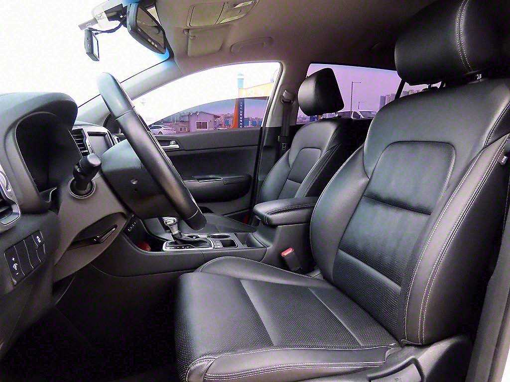 KIA Sportage - Vista 5