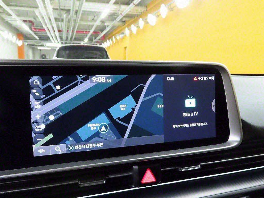 HYUNDAI Ioniq 6 - Vista 8