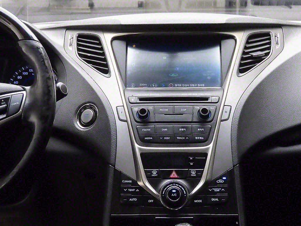 HYUNDAI Grandeur - Vista 9