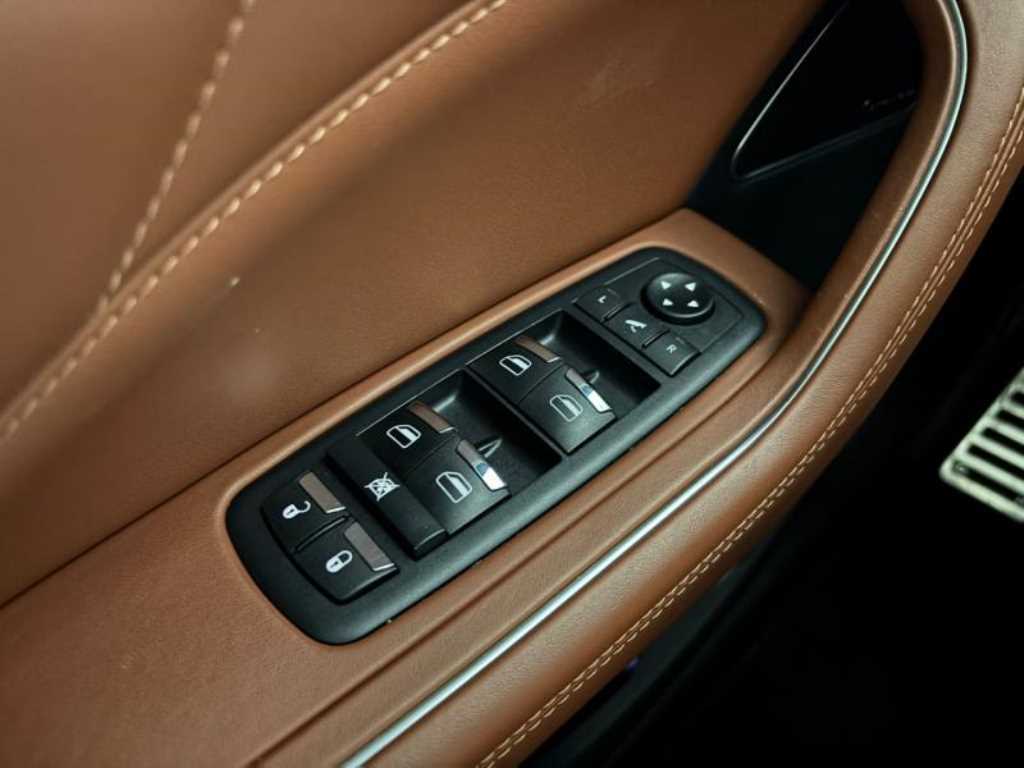 Maserati Levante - Vista 12