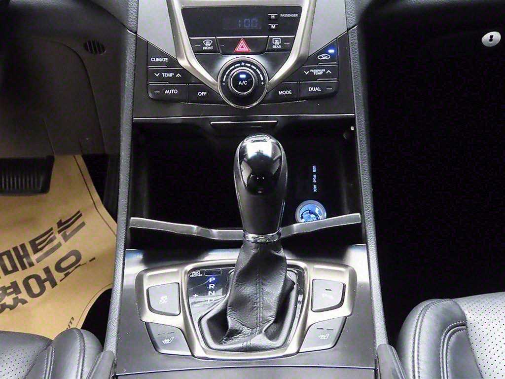 HYUNDAI Grandeur - Vista 10