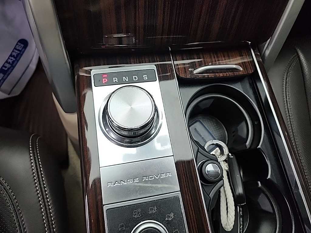 Land Rover Range Rover - Vista 8