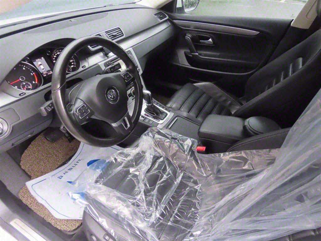 Volkswagen CC - Vista 5