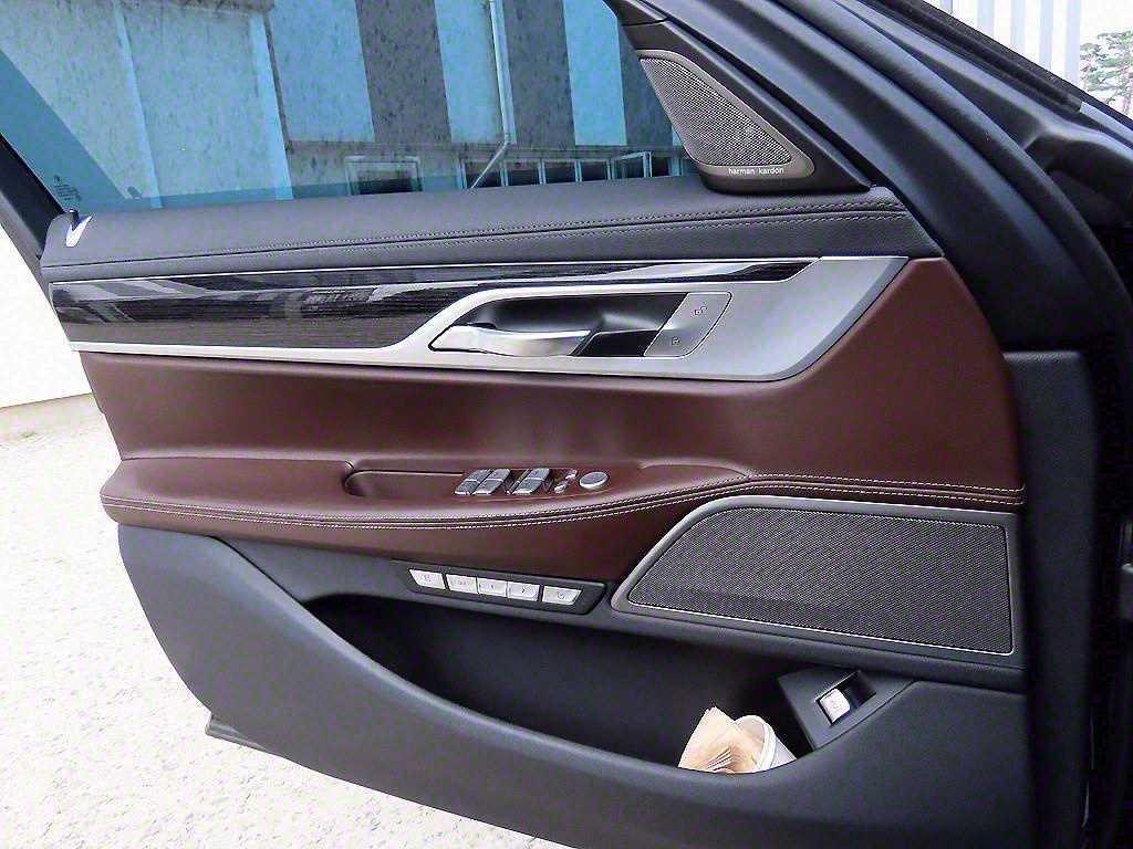 BMW 7 Series - Vista 12