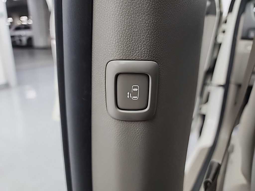 KIA Carnival 2017 Blanco - Importación desde Corea - HF Imports Iquique - Foto 14