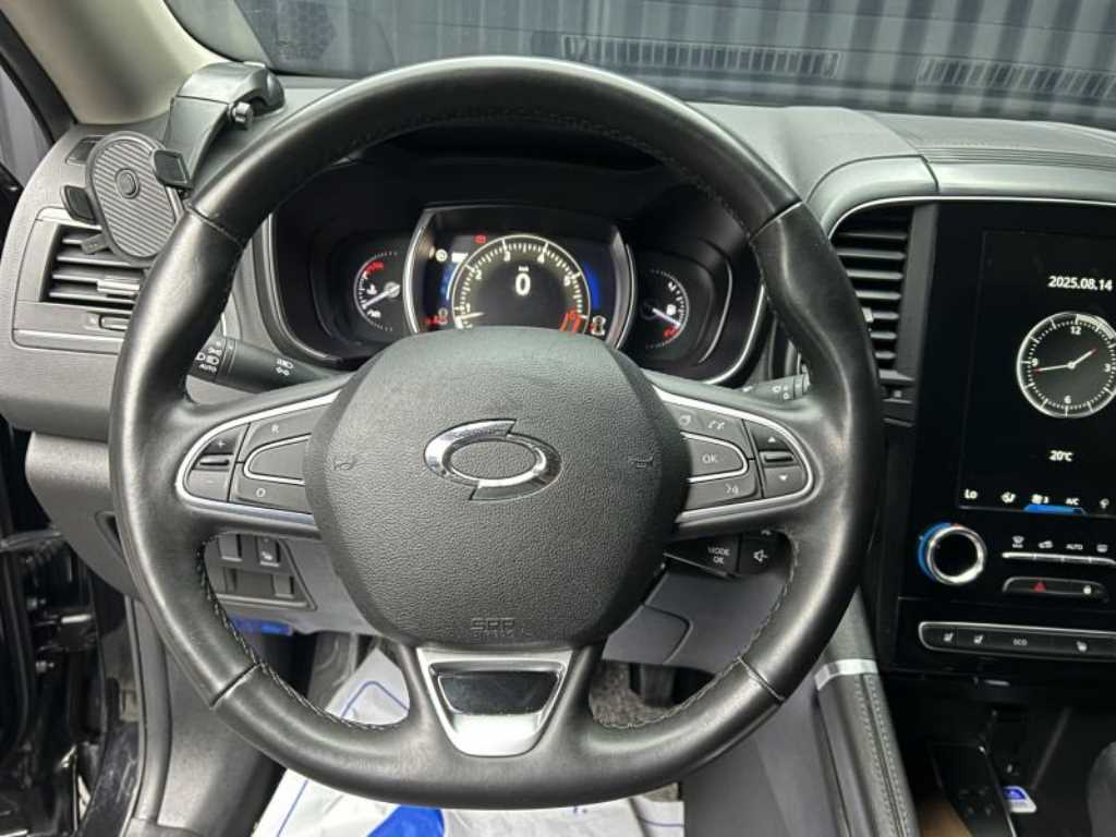 SAMSUNG QM6 - Vista 10