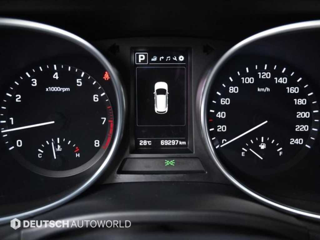 HYUNDAI Maxcruz - Vista 8