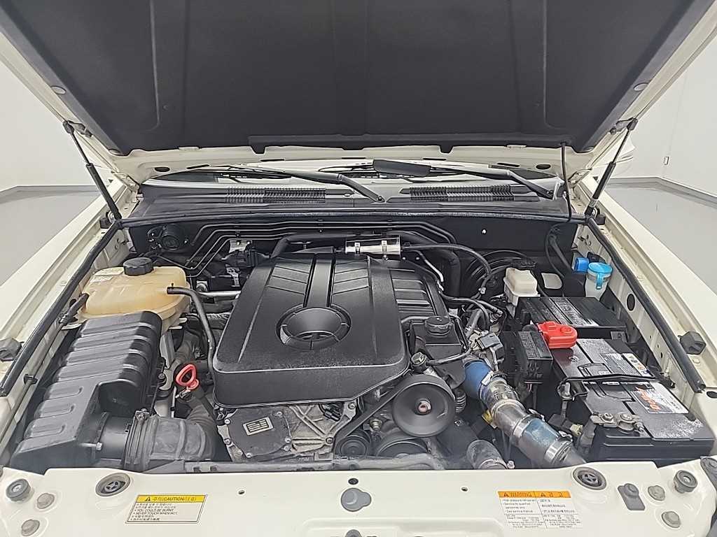 Ssangyong Rexton - Vista 5