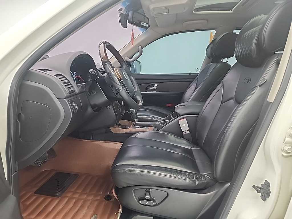 Ssangyong Rexton - Vista 11