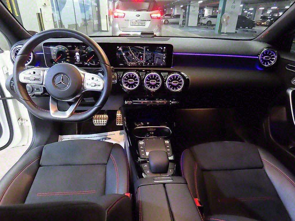 Mercedes Benz A Class - Vista 10