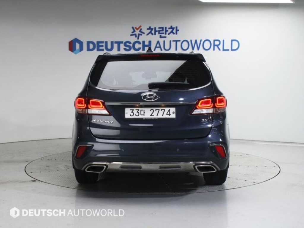 HYUNDAI Maxcruz - Vista 4