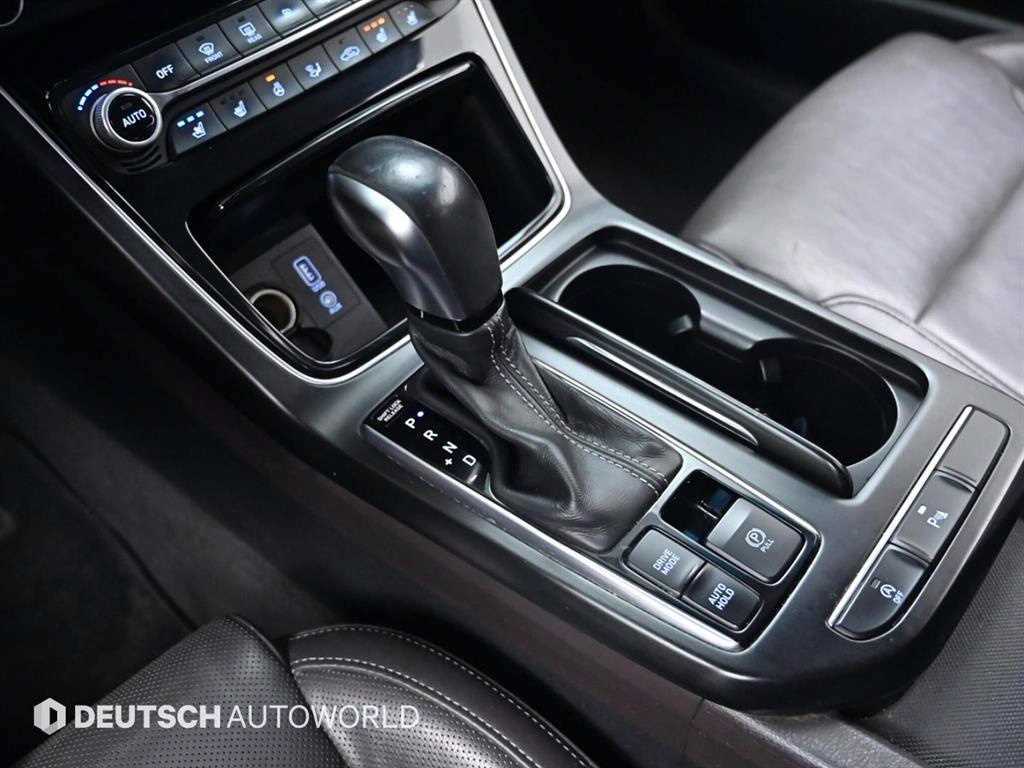 HYUNDAI Grandeur - Vista 9