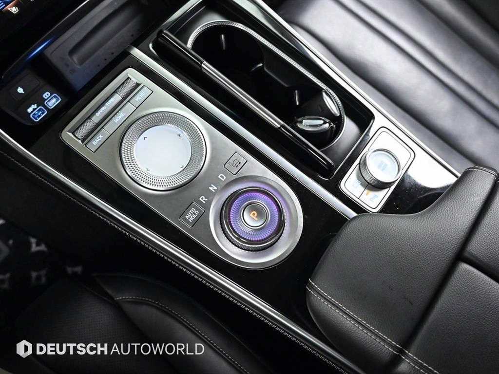 Genesis GV80 - Vista 9