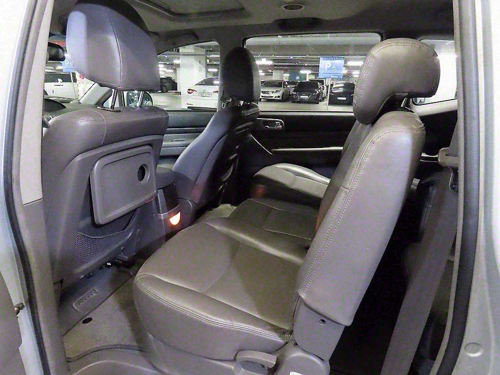 Ssangyong Korando - Vista 7