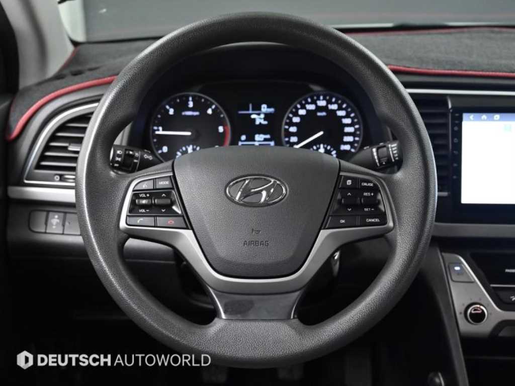 HYUNDAI Avante 2016 Blanco - Importación desde Corea - HF Imports Iquique - Foto 15