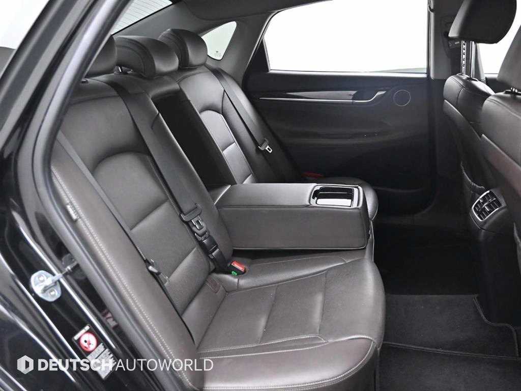 HYUNDAI Grandeur - Vista 12